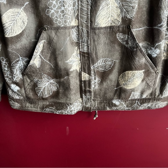 Vintage 90’s EVR Silk Leaf Print Bomber Jacket - Picture 5 of 7